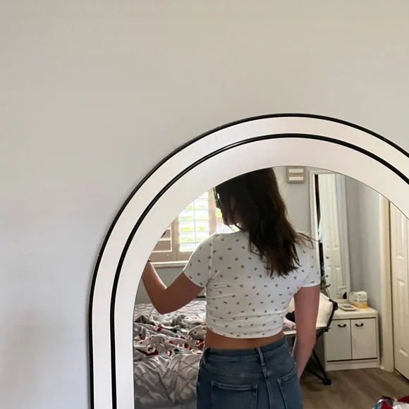 Hollister sunflower flattering wrap tie shirt - Picture 3 of 5